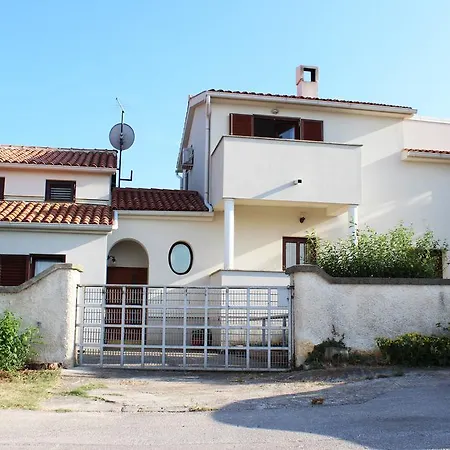 דירה Cavae Romanae מדולין